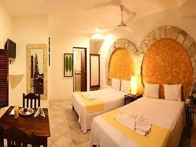 Moongate Hotel Playa del Carmen 2*,  Mexiko